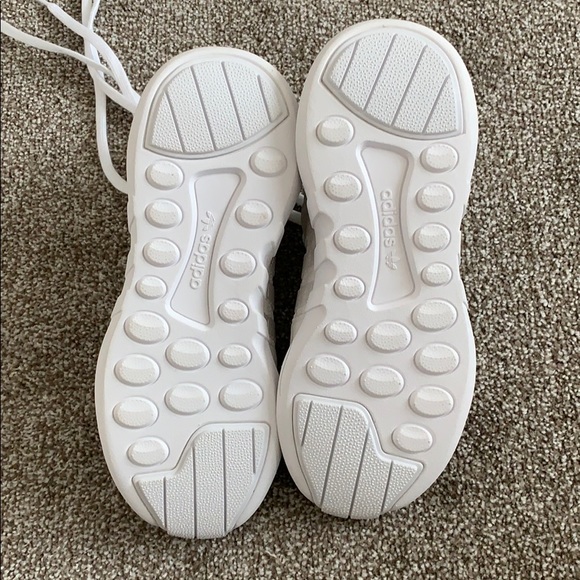 Equipment by Adidas Athletic Shoes - Picture 4 of 4